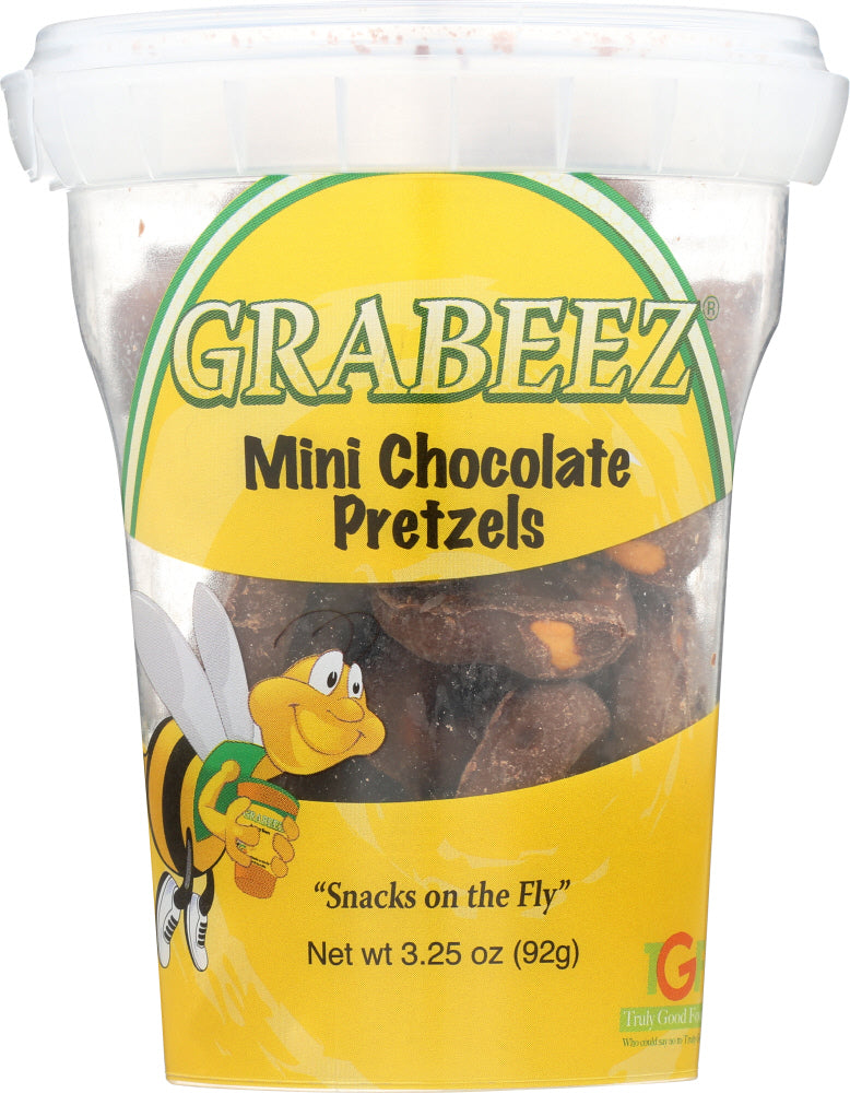 GRABEEZ SNACK CUPS: Mini Chocolate Pretzels Snack Cup, 3.25 oz - Vending Business Solutions